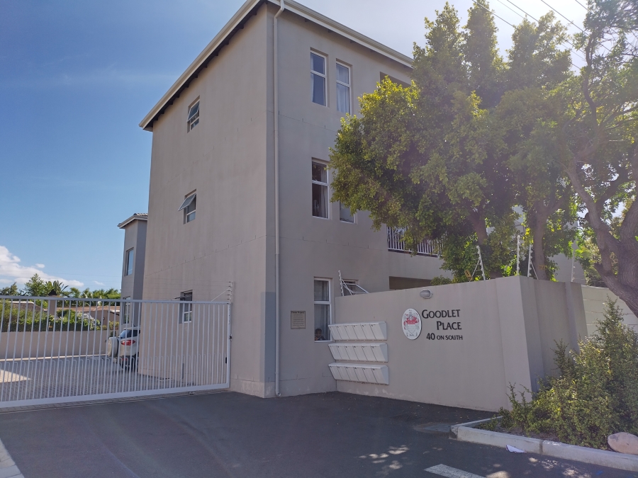 2 Bedroom Property for Sale in Table View Western Cape